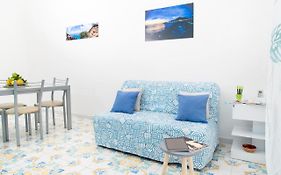 Luigi'S Room - De Vivo Realty Meta Di Sorrento